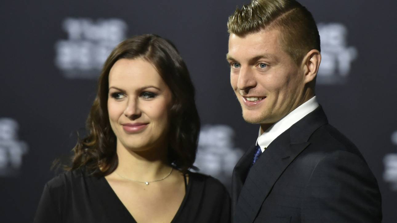 „Du bist unser Held“: Jessica Kroos mit emotionalem Beitrag