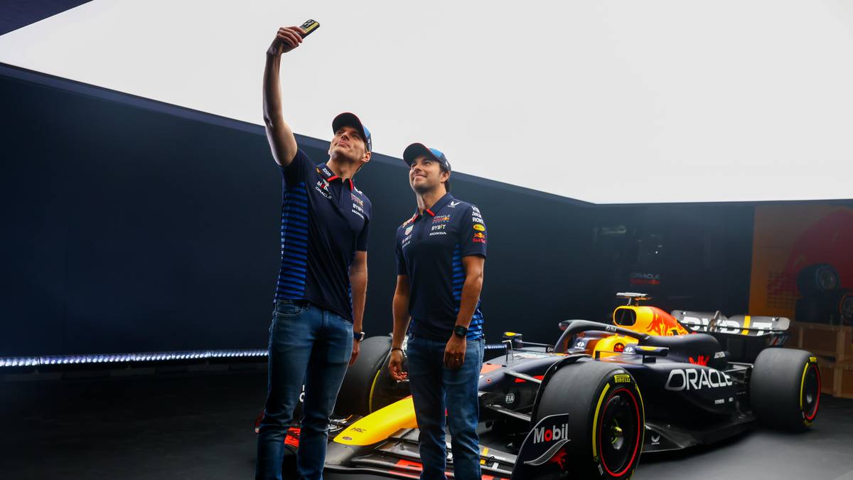 Max Verstappen (l.) und Sergio Perez sitzen wie gehabt bei den Österreichern im Cockpit