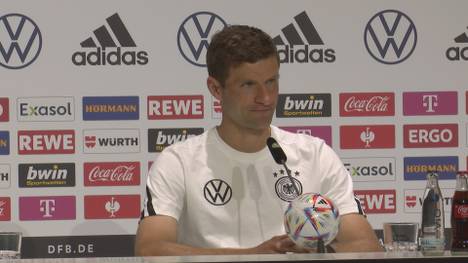 Thomas Müller spricht im Zuge der Nationalmannschaft und der Nations League über Jamal Musiala und erklärt, was der Youngster noch nicht kann. 