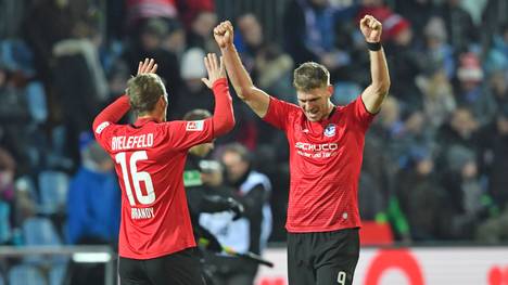 Holstein Kiel v DSC Arminia Bielefeld - Second Bundesliga