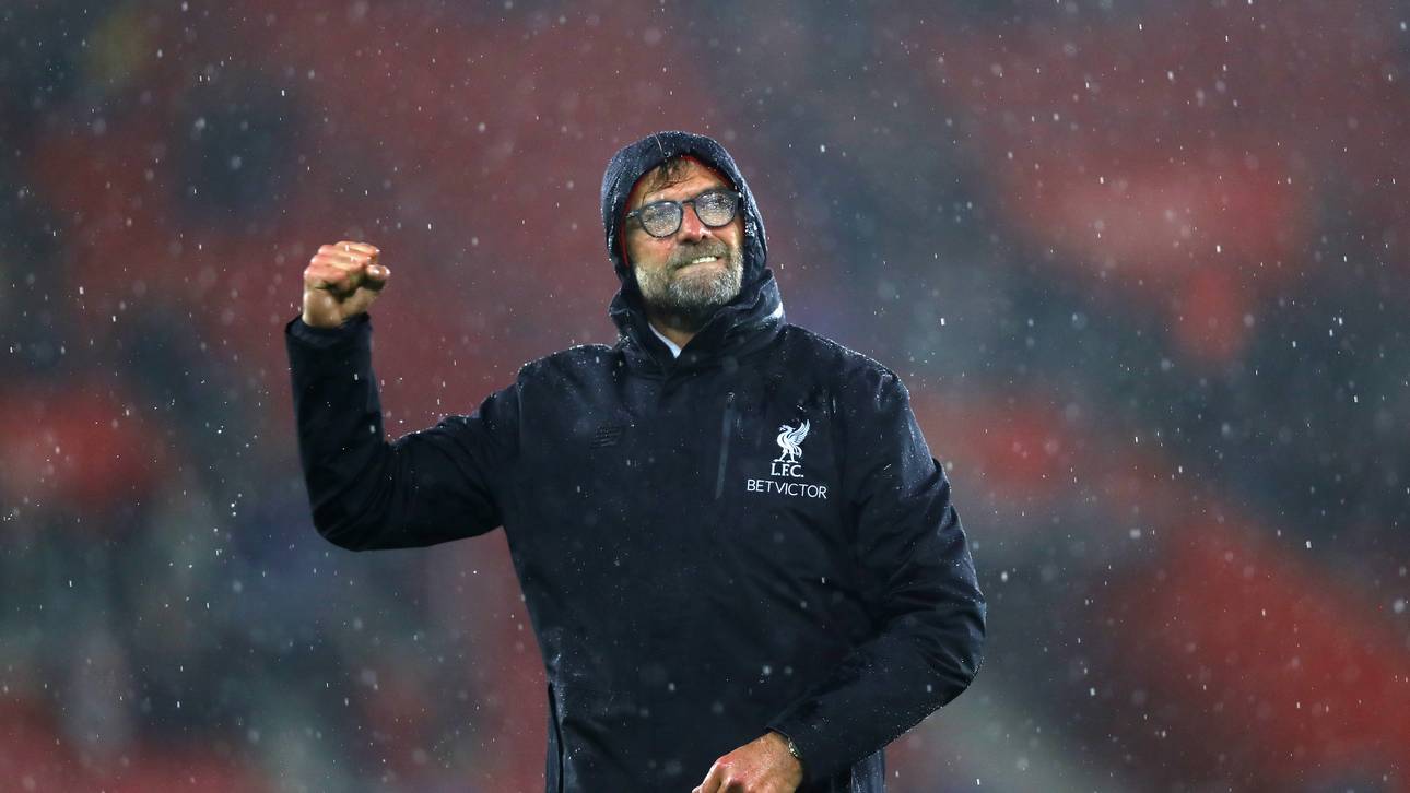 Reds Spitze: Klopp jubelt im Regen