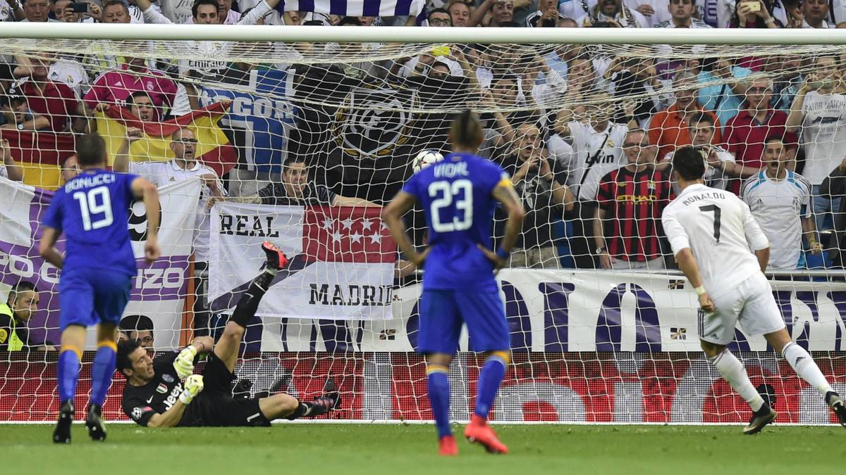 Eiskalt verlädt der Portugiese Juve-Torwart Buffon