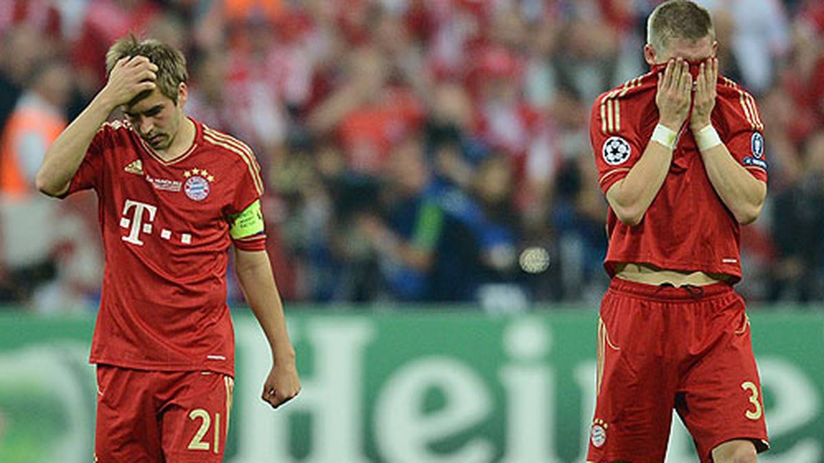 Champions League 2012, das "Finale dahoam" in der Münchner Allianz Arena. Eine ganze Stadt will mit Lahm und dem FC Bayern den größten Titel im Vereinsfußball feiern, doch die Münchner verspielen die Führung gegen den FC Chelsea. Lahm droht der Ruf des ewig Unvollendeten, denn die wichtigsten Titel fehlen in der beeindruckenden Vita noch