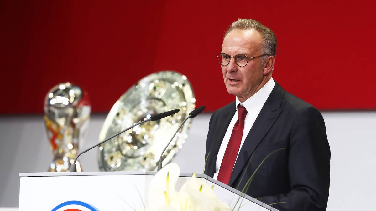 "In den vergangenen Jahren hat der FCB im Europapokal sehr viele Punkte für die UEFA-Fünf-Jahreswertung geholt. Leipzig hat - glaube ich - 20 stimmberechtigte Mitglieder. Allein unser Kids Club hat 44 000 Mitglieder." (Rummenigge stichelt gegen RB Leipzig)
