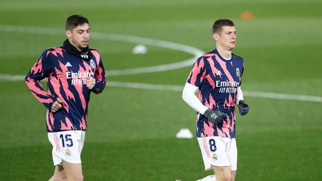 Federico Valverde (l.) wurde positiv auf das Coronavirus getestet