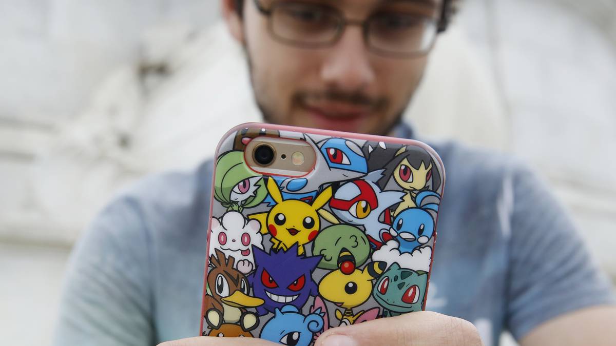 Kein Wunder, dass bei den 721 Pokemon-Charakteren zwangsläufig Ähnlichkeiten mit realen Personen in den Sinn kommen - so auch mit manchem Fußballer. SPORT1 zeigt eine unvollständige Auflistung, welcher Kicker an welches Pokemon erinnert    