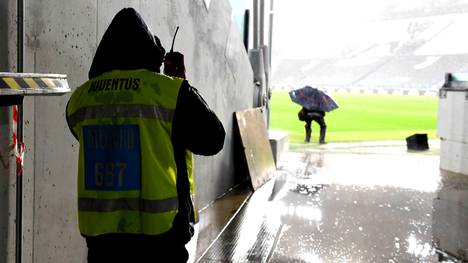 Der SSC Neapel erschien nicht zum Topspiel gegen Juventus Turin. Sollte die Serie A die Partie für Juve werten, will Neapel dagegen klagen.