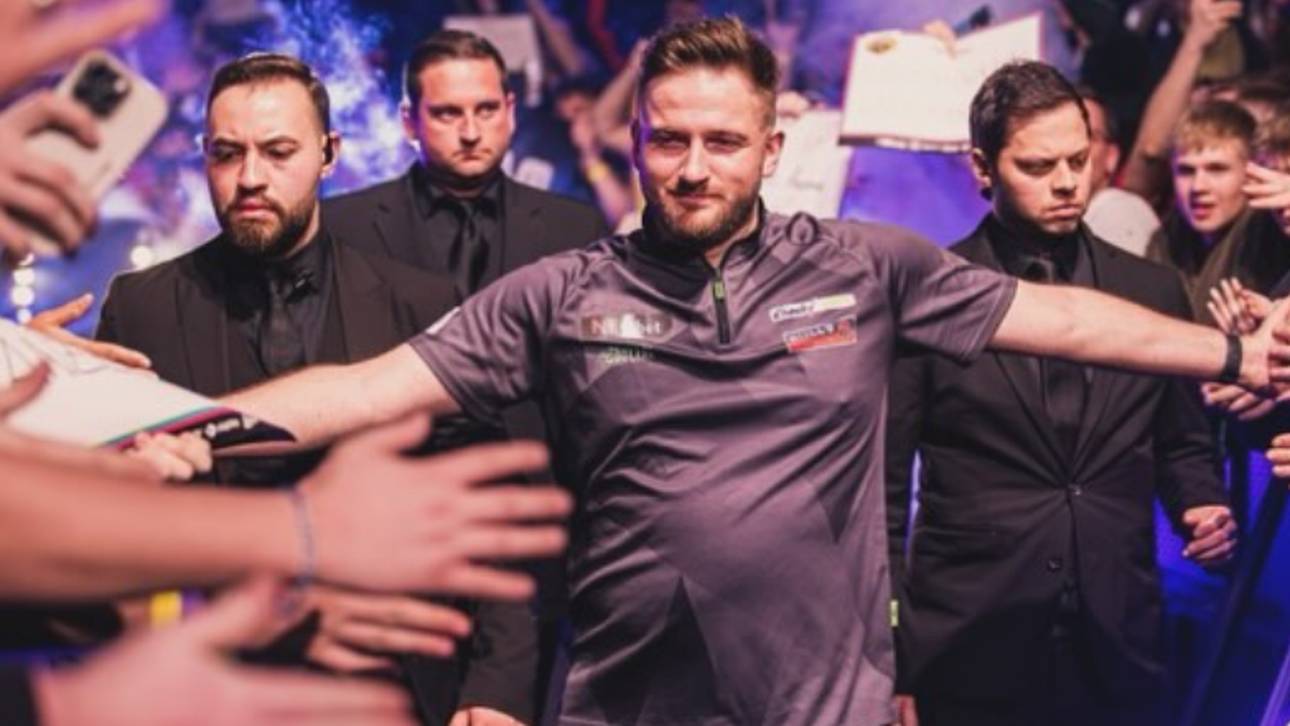 Arno Merk hat sich erstmals für die PDC-WM qualifiziert