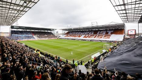 Fussball, Millerntor: St. Pauli will Stadionanteile an Fans verkaufen, Der FC St. Pauli plant, Anteile an seinem Stadion zu verkaufen