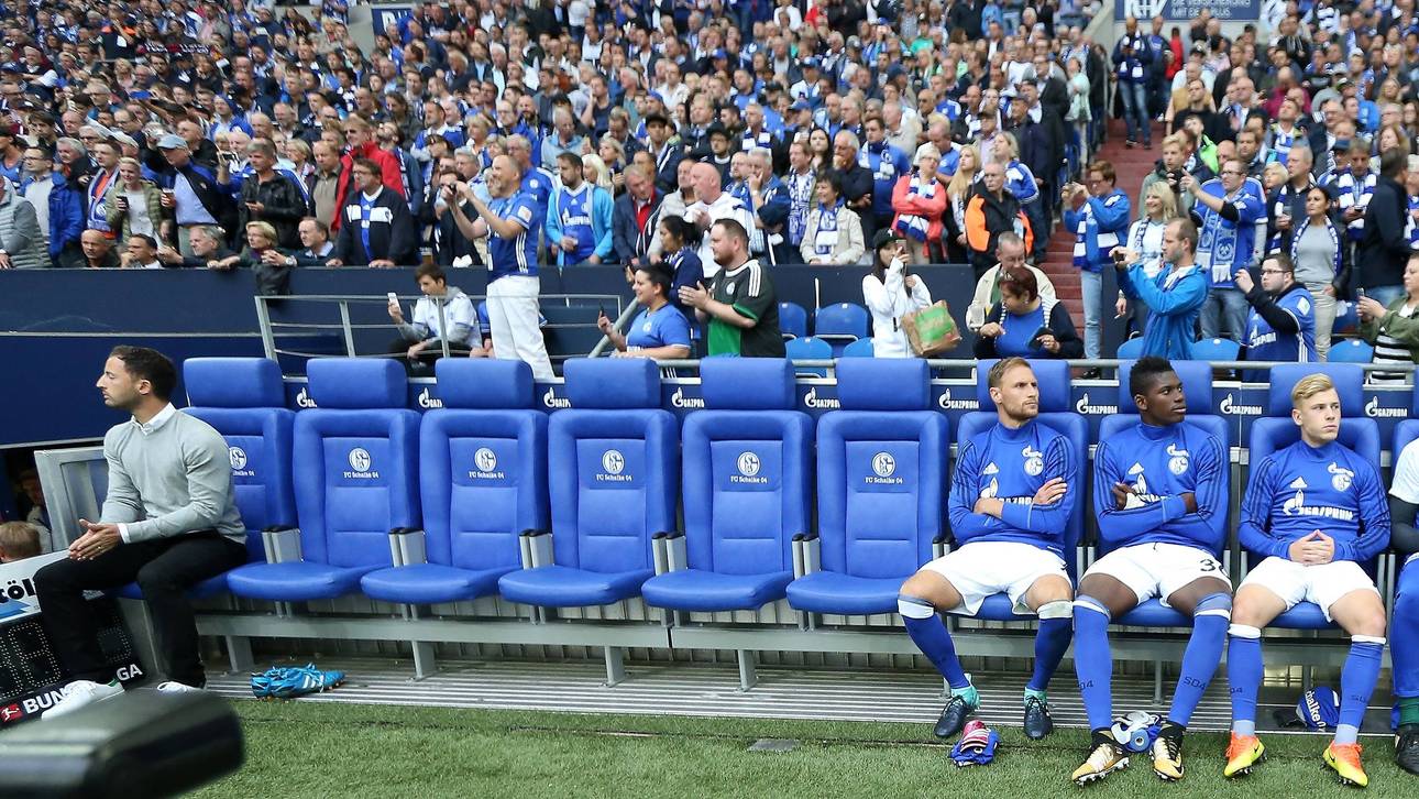 Dicke Luft auf Schalke: Tedesco und Höwedes kehren sich 2017 den Rücken zu