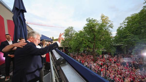 FC Bayern Muenchen Celebrates Winnning The Bundesliga