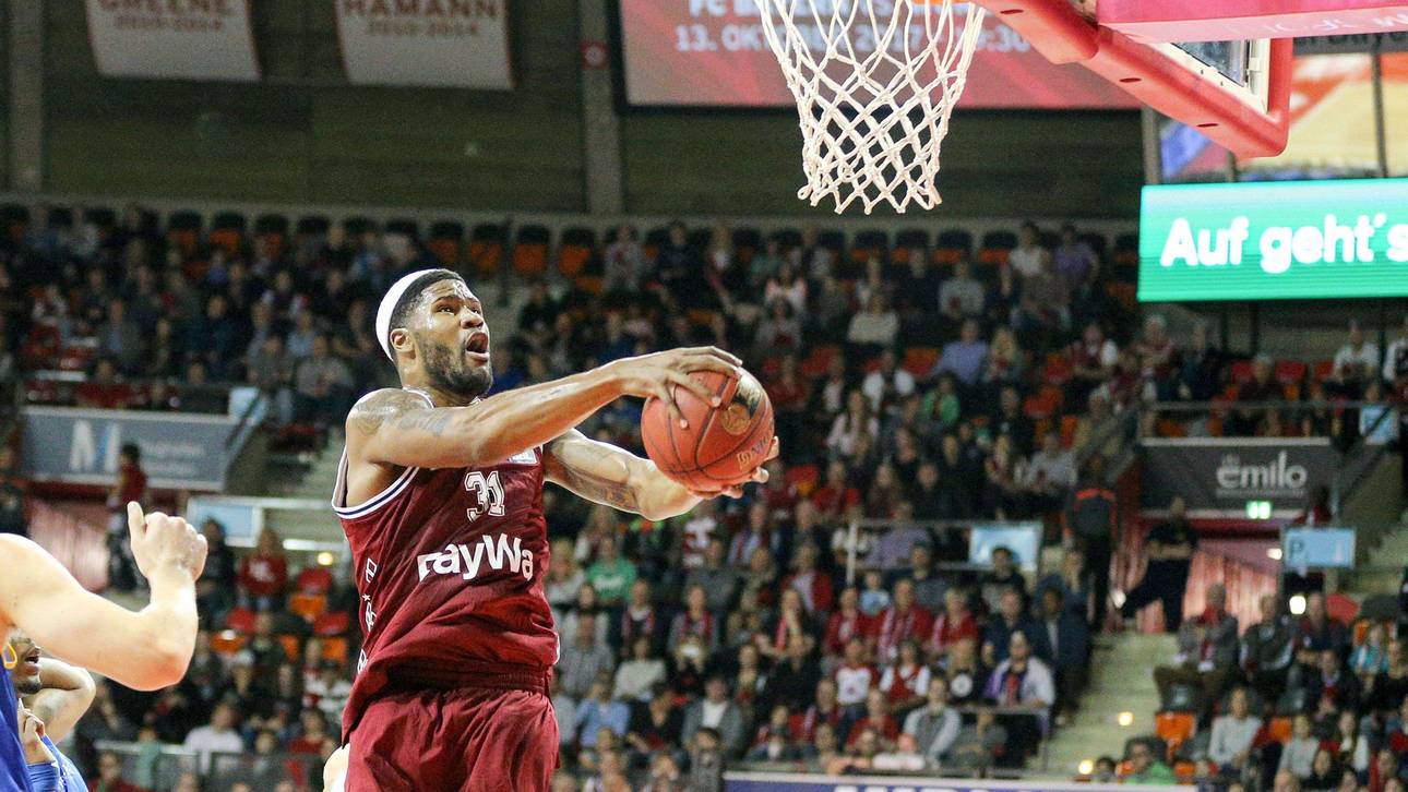 Bayern siegen in letzter Sekunde