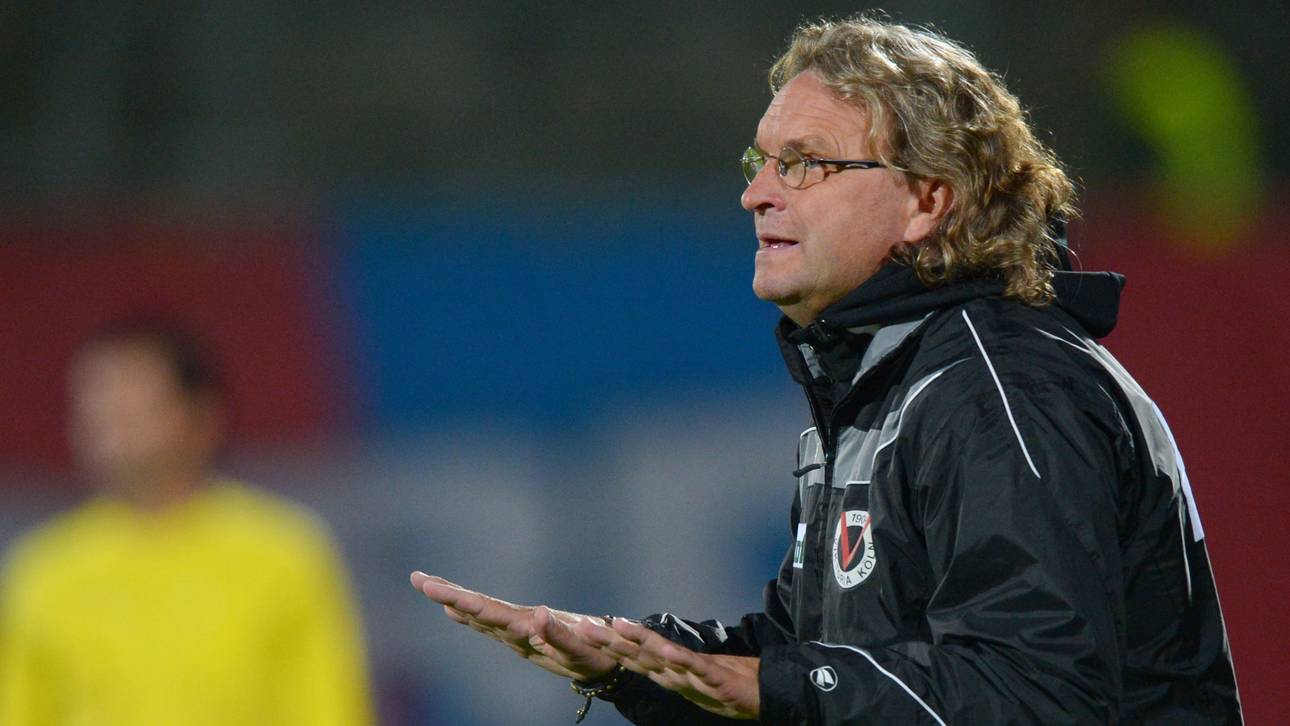 Scholz bleibt Trainer von Lok