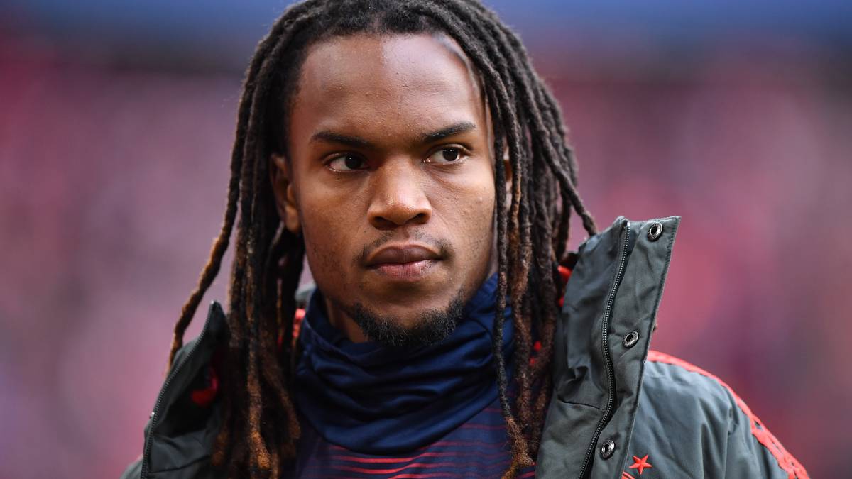 RENATO SANCHES: Der Portugiese kommt bei den Bayern nicht zum Zug, vor allem in der Rückrunde. Sanches beklagte erneut, dass ihm Kovac nicht erklärt, warum das so ist. Salihamidzic sagte, er trainiere zwar gut, aber habe Spieler vor sich. Da Kovac sich keine Experimente erlauben kann, bleibt Sanches nur die Bank. Die Zeichen stehen auf Trennung