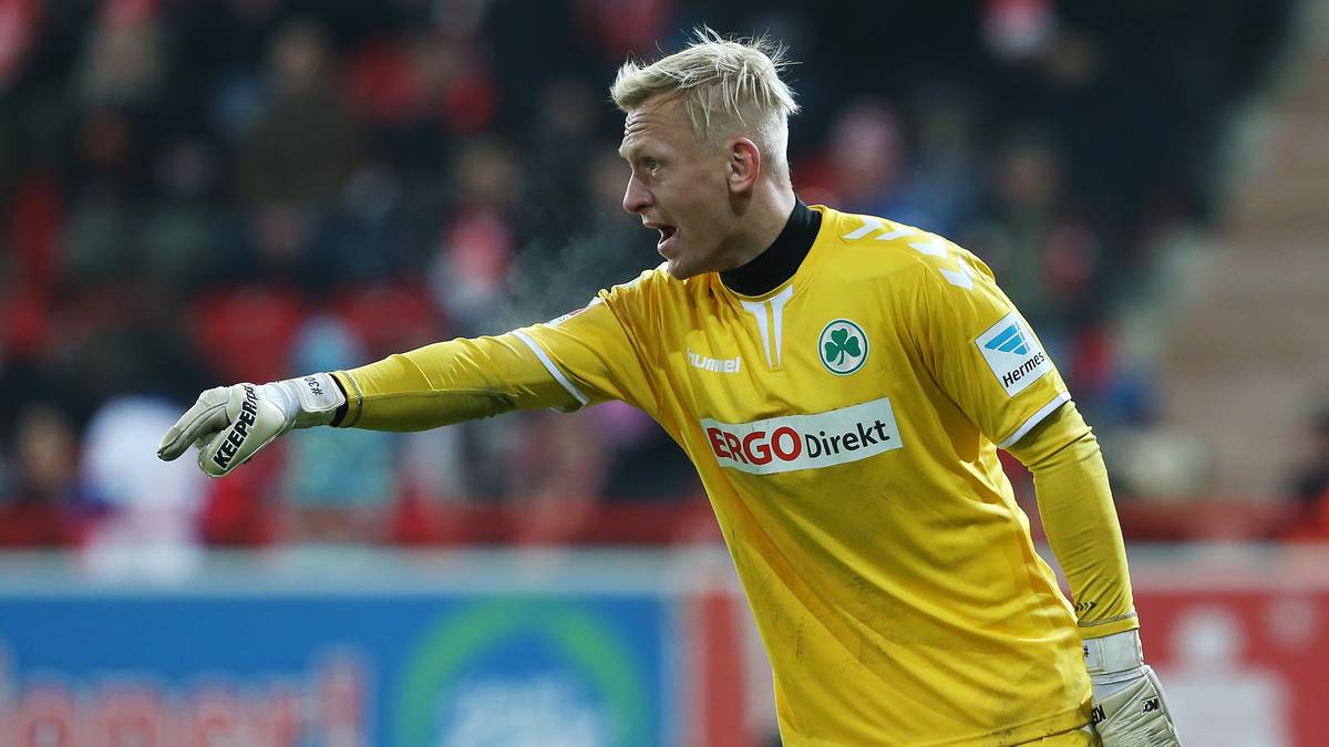 30. PLATZ: Sascha Burchert (Greuther Fürth): Weisse Westen: 0 - Gegentore: 3