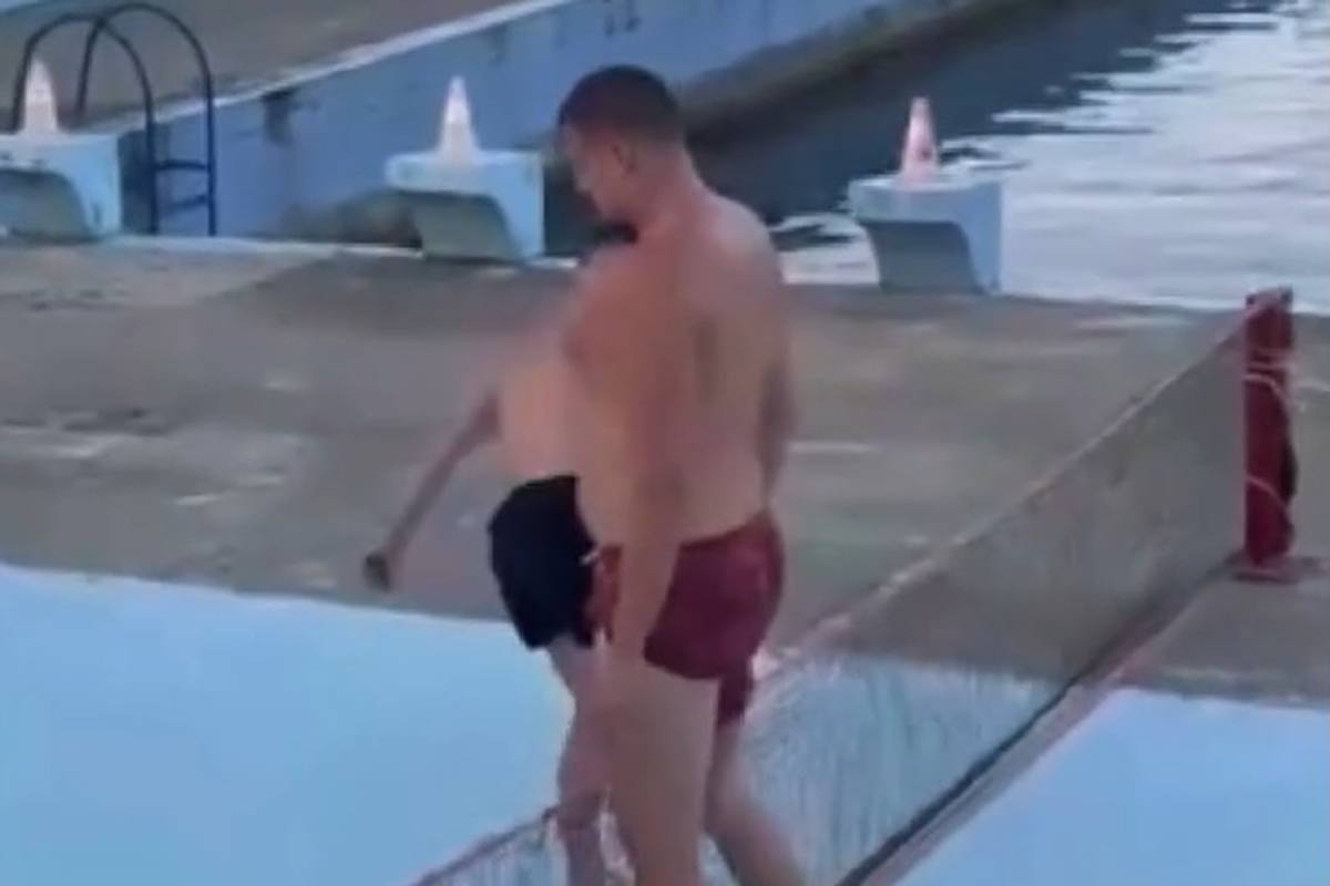 Normalerweise ist es in der Offseason rund um Nuggets-Star Nikola Jokic ruhig. Jetzt ist ein Video von ihm beim Futnet spielen aufgetaucht.