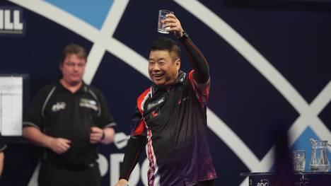 Paul Lim glänzte bei der Darts-WM mit seinem Sieg gegen Mark Webster und wurde von den Zuschauern gefeiert