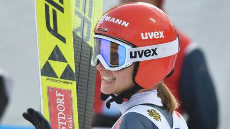 Katharina Althaus belegt Platz acht im Weltcup 