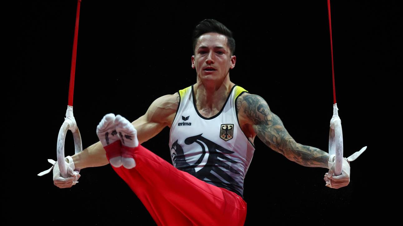 Zwei Stürze! Kunstturner scheitern