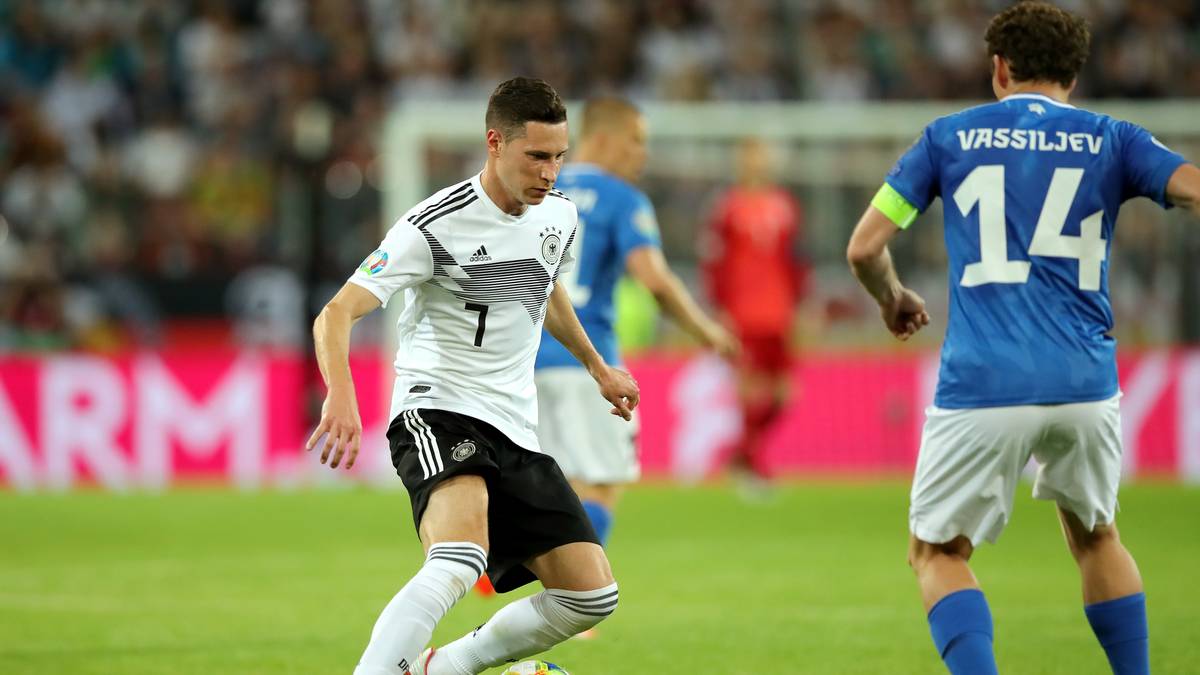 JULIAN DRAXLER: Auch in seinem fünften Länderspieleinsatz der Saison kam der Pariser von der Bank, und zwar nach 52 Minuten für Gündogan. Gleich gut im Spiel, wie sein präziser Pass auf Halstenberg vor dem 6:0 belegte. Im Zentrum sehr eifrig. Spielte Werner erst vor dessen Großchance (78.) und dann auch vor dessen 7:0 (79.) frei. SPORT1-Note: 2