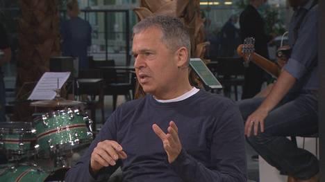 Die Runde im CHECK24 Doppelpass beleuchtet Timo Werners Wechsel zum FC Chelsea. Für ein Detail des Wechsels hat die Runde kaum Verständnis.