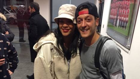 Mesut Özil und Rihanna pflegen eine gute Freundschaft