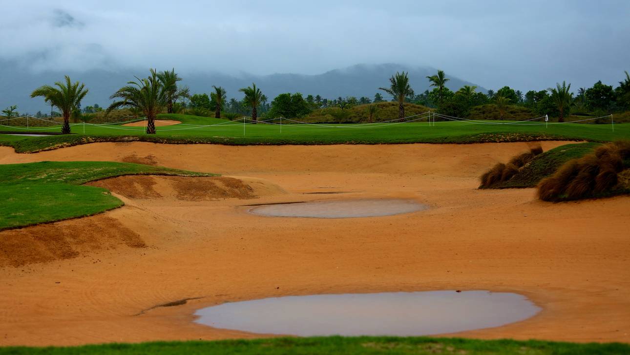 China sperrt 66 Golf-Kurse