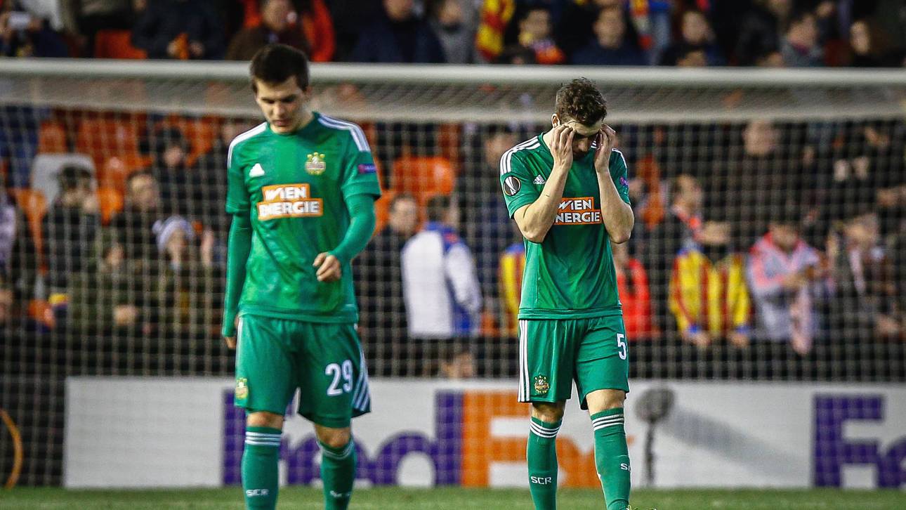 Das Netz lacht über Rapid-Debakel