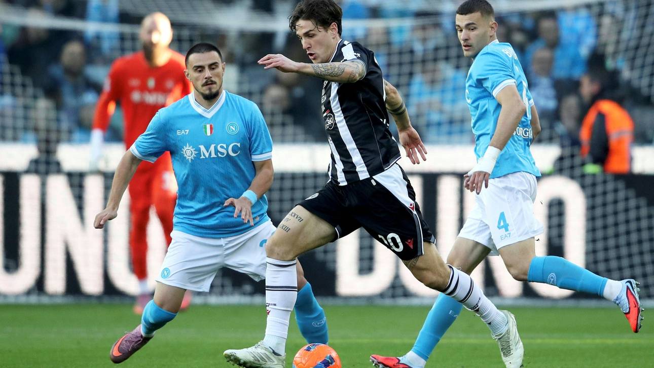 Neapel verpasst Sprung an die Spitze