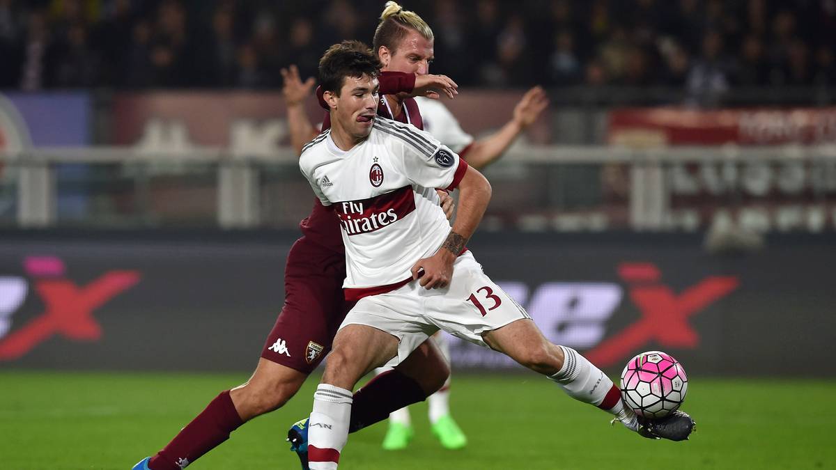 Die halbe Premier League jagt Romagnoli, auch Bald-Bayer Carlo Ancelotti soll ein Auge auf ihn geworfen haben. Milan will aber um ihn und Donnarumma die neue Mannschaft aufbauen, die wieder Europas Spitze erobern soll.