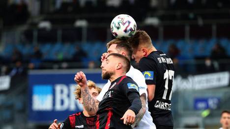 Der SV Wehen Wiesbaden setzt sich gegen den FC Hansa Rostock durch