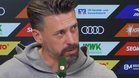 Sandro Wagner droht wegen bereits drei Gelber Karten in der Bundesliga eine Sperre. Bei der Pressekonferenz wird die Situation zum Thema ...