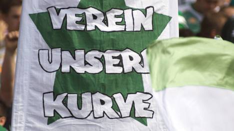 Für den Fall, dass es dieses Jahr wieder zu coronabedingten Beschränkungen in der Bundesliga kommt, setzten sich organisierte Fangruppierungen für mehr Mitspracherecht ein. 