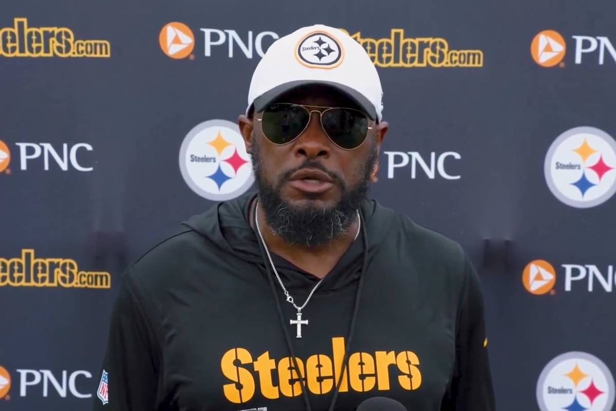 Steelers-Coach Mike Tomlin spricht über den Prozess der Eingewöhnung von Quarterback Aaron Rodgers. Der 41-Jährige mache bisher einen "richtig guten Job" im Austausch mit seinen Mitspielern.