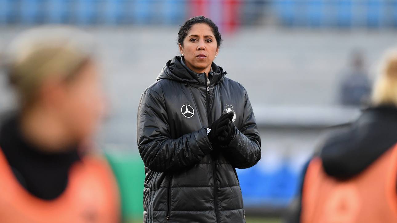 DFB-Frauen selbstbewusst in die USA