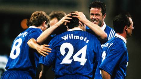 Es ist noch immer eine der größten Sensationen und schönsten Geschichten der deutschen Fußball-Historie: der Triumph der Schalker im UEFA-Cup 1997. Wir blicken zurück auf die legendären "Eurofighter".