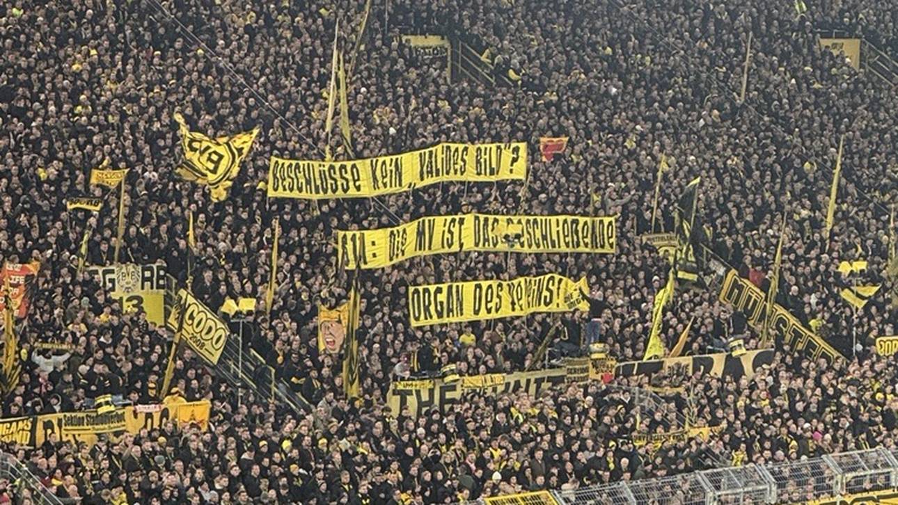 BVB-Fans mit Protestaktion