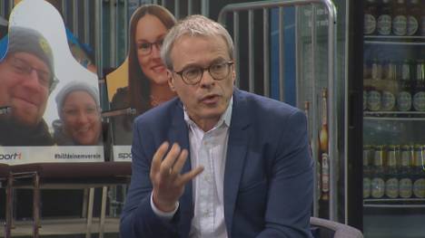 Peter Peters hält im CHECK24 Doppelpass eine emotionale Brandrede und weist eine zu große Sonderrolle des Fußballs in Zeiten der Corona-Pandemie von sich.