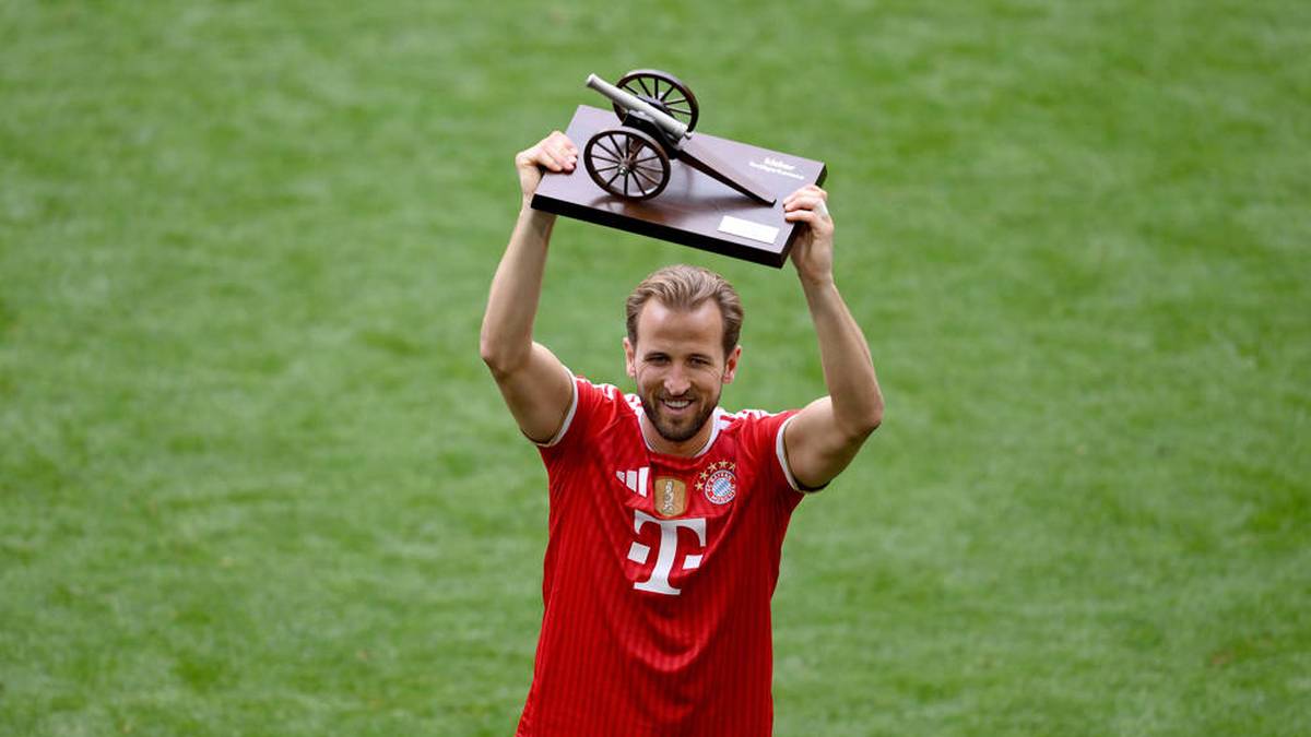 Für Harry Kane gab es auch noch die Torjägerkanone