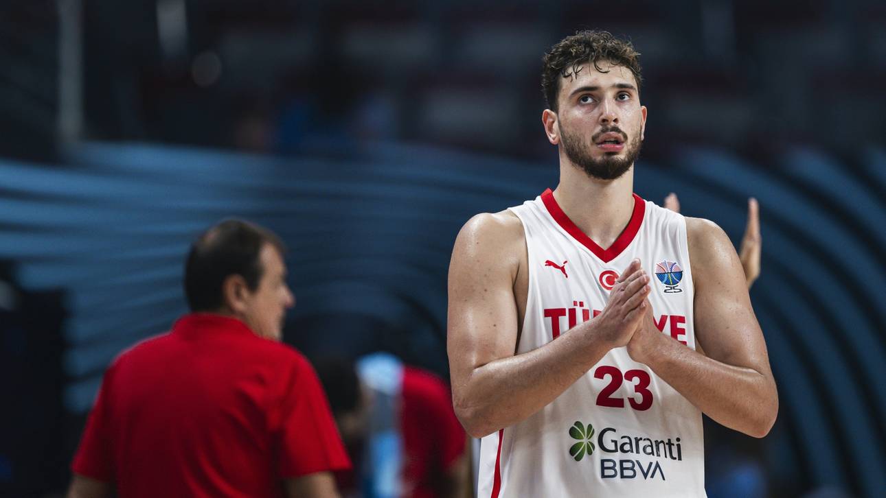EuroBasket: Sengün glänzt – Türkei erster Viertelfinalist