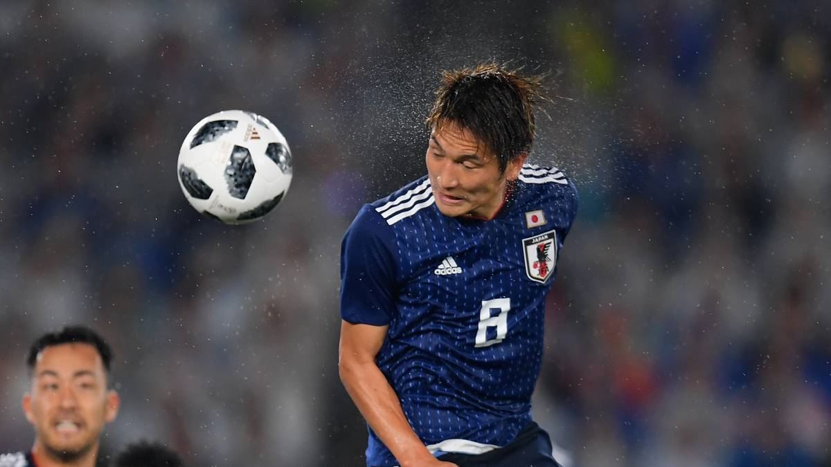 HANNOVER 96 - ZUGÄNGE: Walace (Hamburger SV/6 Millionen), Genki Haraguchi (Hertha BSC/4,5 Millionen), Josip Elez (HNK Rijeka/2,5 Millionen/zuvor ausgeliehen), Kevin Wimmer (Stoke City/Leihgebühr 1,5 Millionen), Bobby Wood (Hamburg SV/Leihgebühr 1,2 Millionen), Takuma Asano (FC Arsenal/Leihgebühr 1 Million), Leo Weinkauf (Bayern München II/ablösefrei)