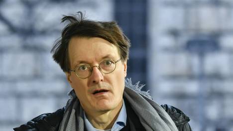 Lauterbach vermisst Demut bei IOC-Präsident Bach