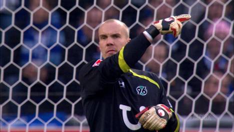 Am 08.11.2009 bestritt Robert Enke für Hannover 96 sein letztes Bundesligaspiel, bevor er sich zwei Tage später das Leben nahm. 