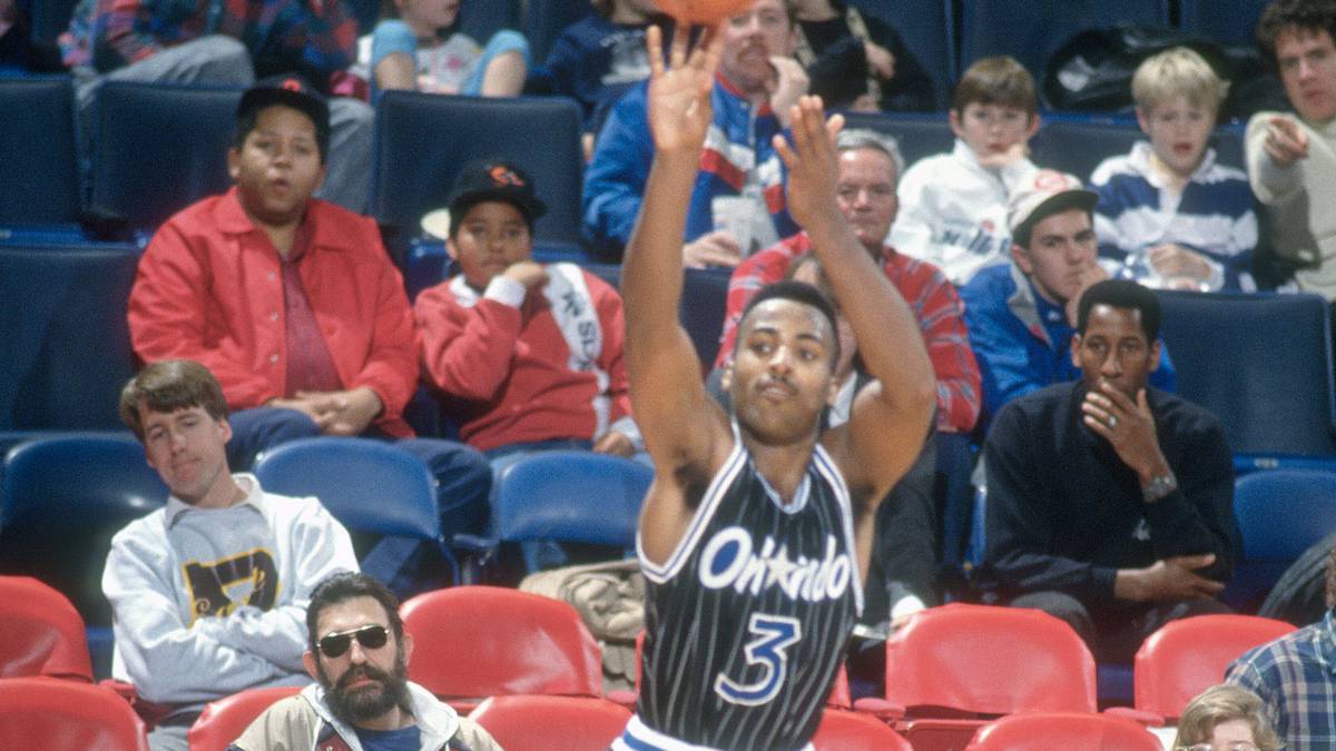 11 DREIER - DENNIS SCOTT (Orlando Magic vs. Atlanta Hawks, Saison 95/96)