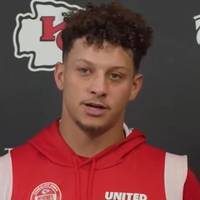 "Ich bete!" Mahomes nach schwerer Rodgers-Verletzung