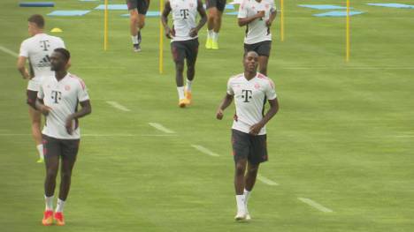 Mit mindestens 20 Millionen Euro Ablöse ist Mathys Tel der zweitteuerste Teenager in Bayerns Vereinsgeschichte. SPORT1 Reporter Kerry Hau verrät, wie der erste Trainingstag für das neue Juwel lief.