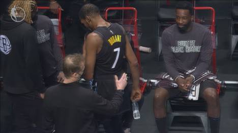 Superstar Kevin Durant von den Brooklyn Nets darf wegen Corona-Angst nicht spielen, dann doch - und wird letztlich komplett aus dem Verkehr gezog