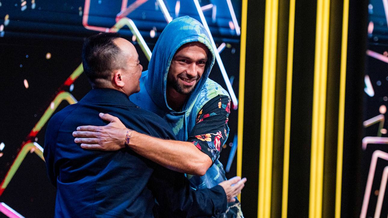 Ole Schemion und der Zweitplatzierte Dao Minh Phu