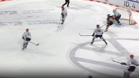 Die Highlights der Eishockey-Partie Grizzlys Wolfsburg - Schwenninger Wild Wings aus der DEL im Video.