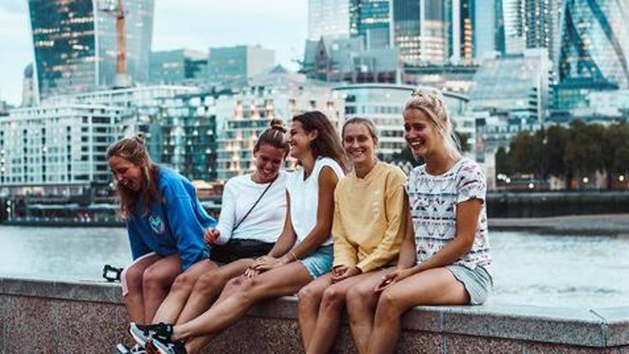 Zwischen den Spielen haben die Hockey-Nationalspielerinnen auch Zeit für Entspannung